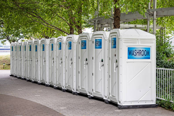 Best Portable restroom trailer rental  in Manitou Springs, CO